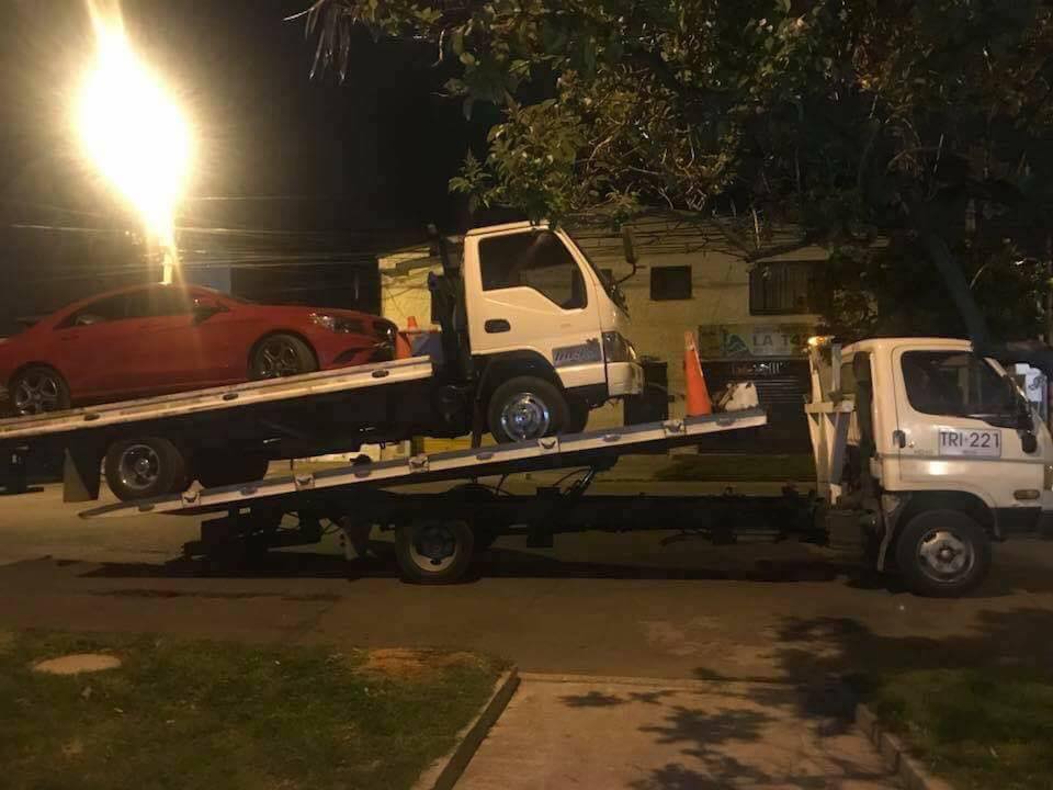 Cứu hộ oto quận Bình Tân - khắc phục sự cố hỏng xe giữa đường cho mọi người