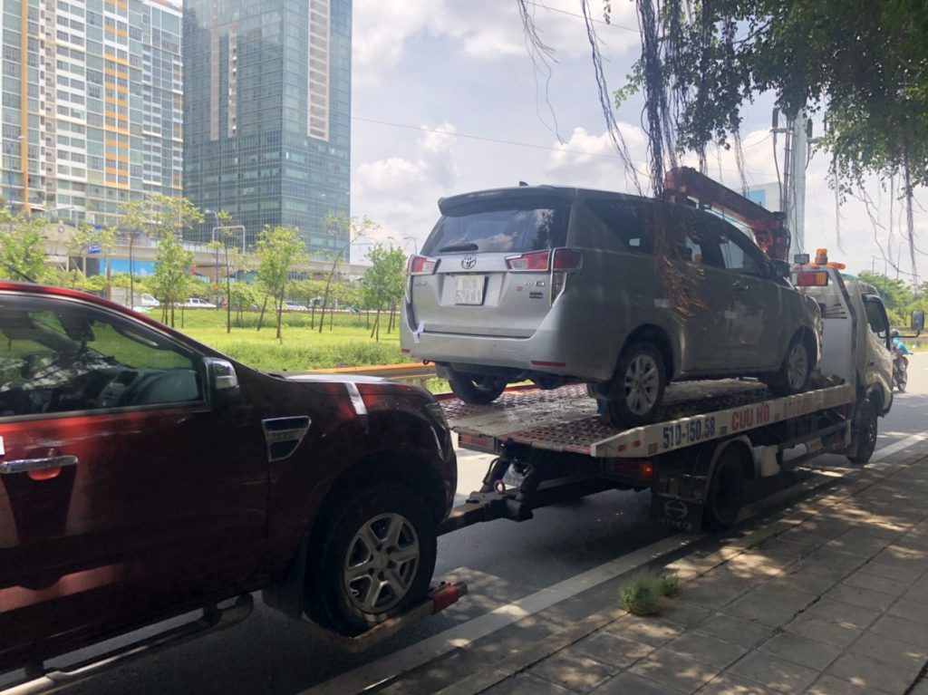 [XE CỨU HỘ 24/7] Cứu hộ Dĩ An Bình Dương - phục vụ 24/24, nhanh chóng có mặt,